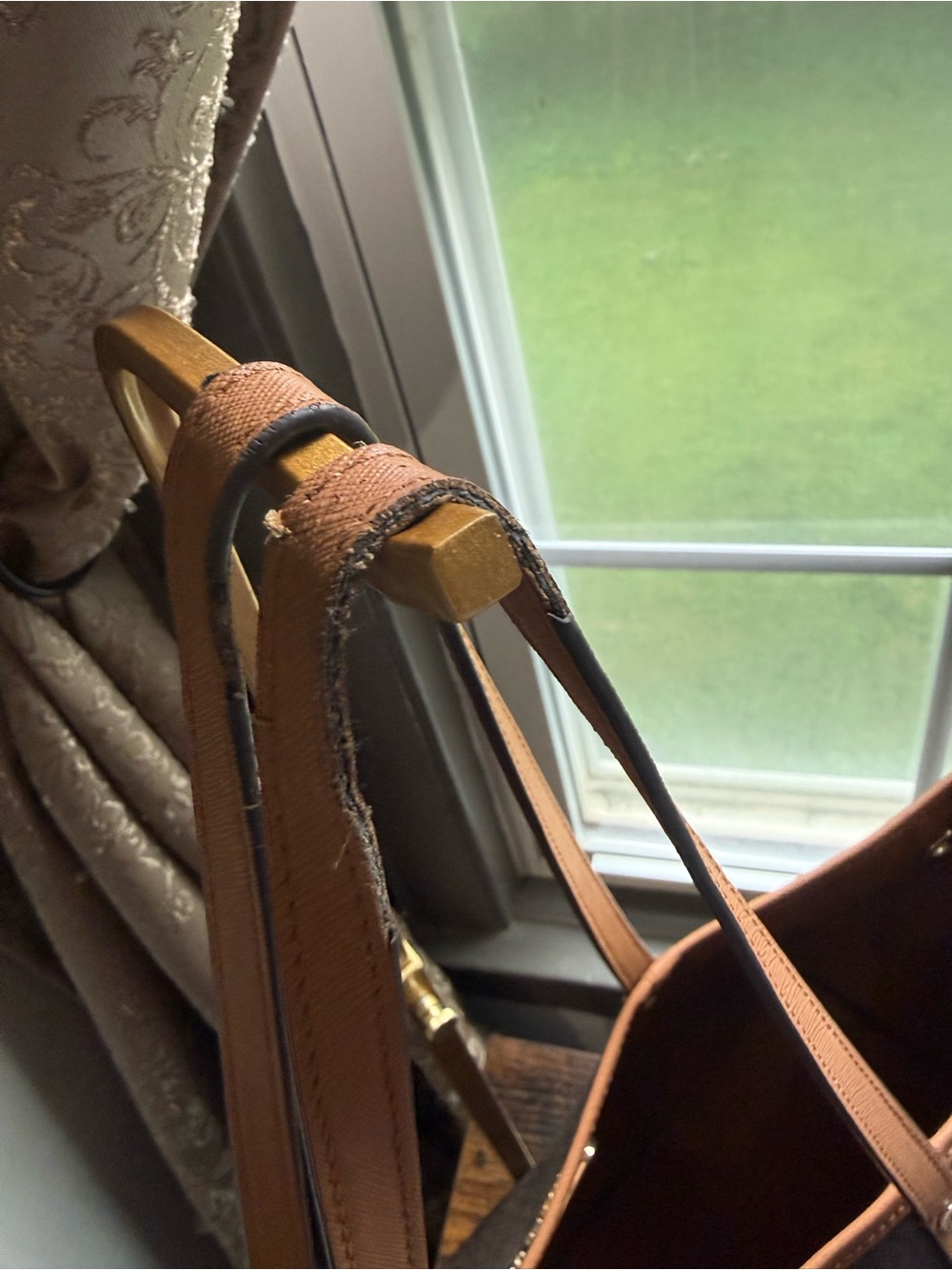 Michael Kors Brown Logo Tote with Tan Trim- perfect Teacher bag! Clutch included - Picture 8 of 12